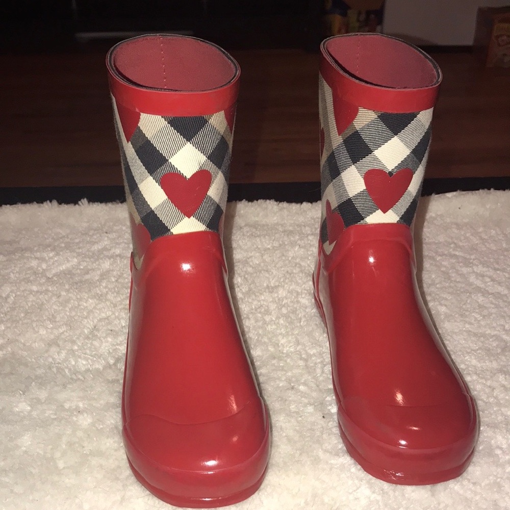 Authentic Burberry rain boots size 2 us